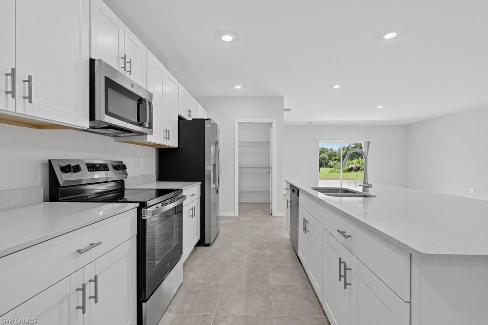 6754 Equinox Ln Property Photo 10
