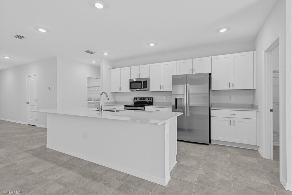6754 Equinox Ln Property Photo 12