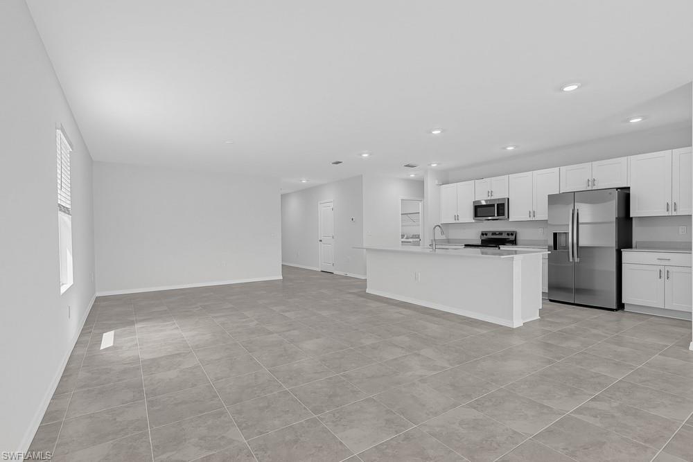 6754 Equinox Ln Property Photo 16