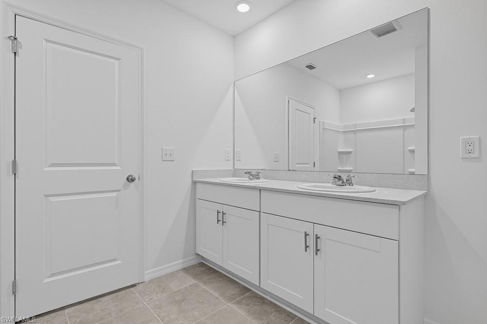 6754 Equinox Ln Property Photo 21