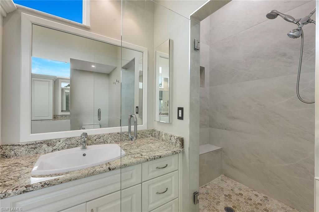 3858 Riviera Cir Property Photo 30