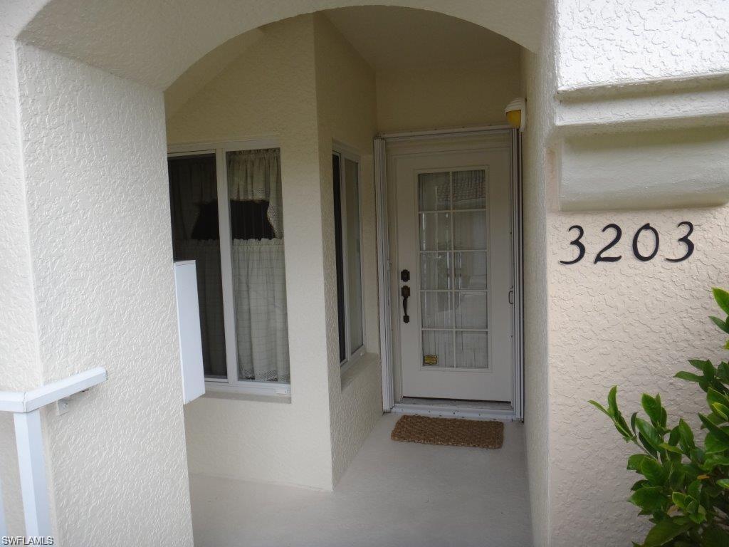 3025 Driftwood Way 3203 Property Photo 2