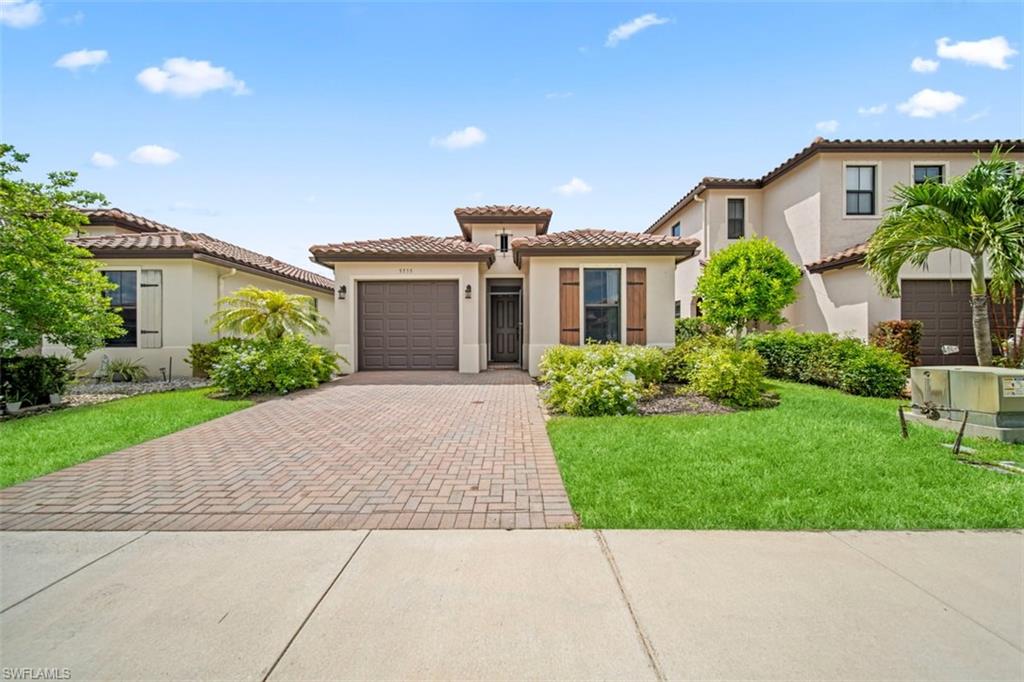 5535 Useppa Dr Property Photo 3