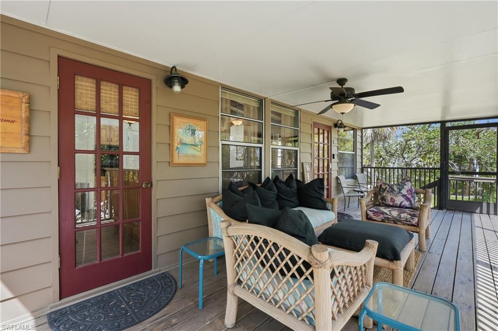 5370 / 5372 Palmetto St Property Photo 8