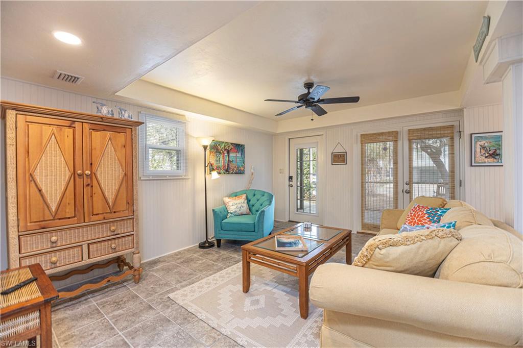 5370 / 5372 Palmetto St Property Photo 30