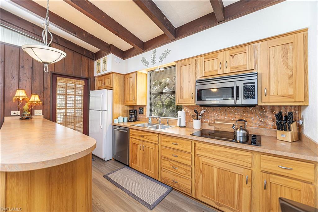 5370 / 5372 Palmetto St Property Photo 37