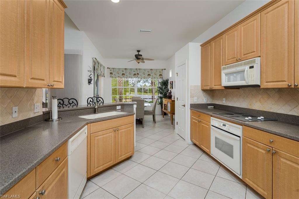 15821 Delaplata Ln Property Photo 12