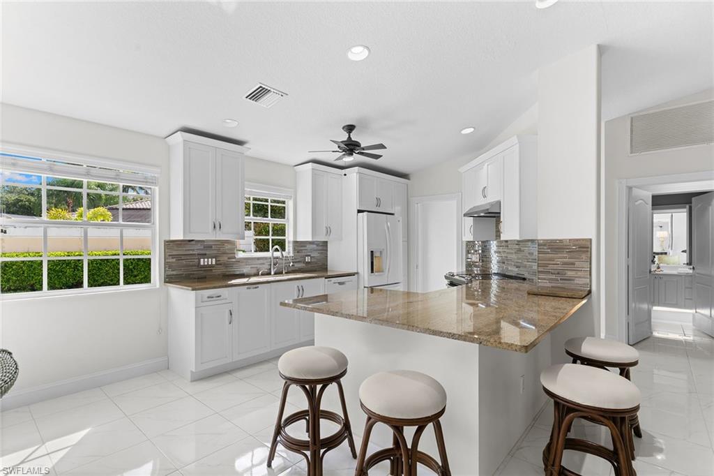 3210 Barbados Ln Property Photo 7