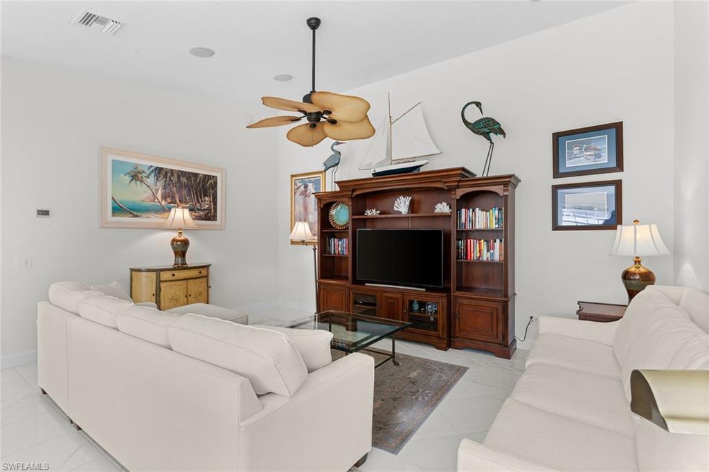 3210 Barbados Ln Property Photo 8