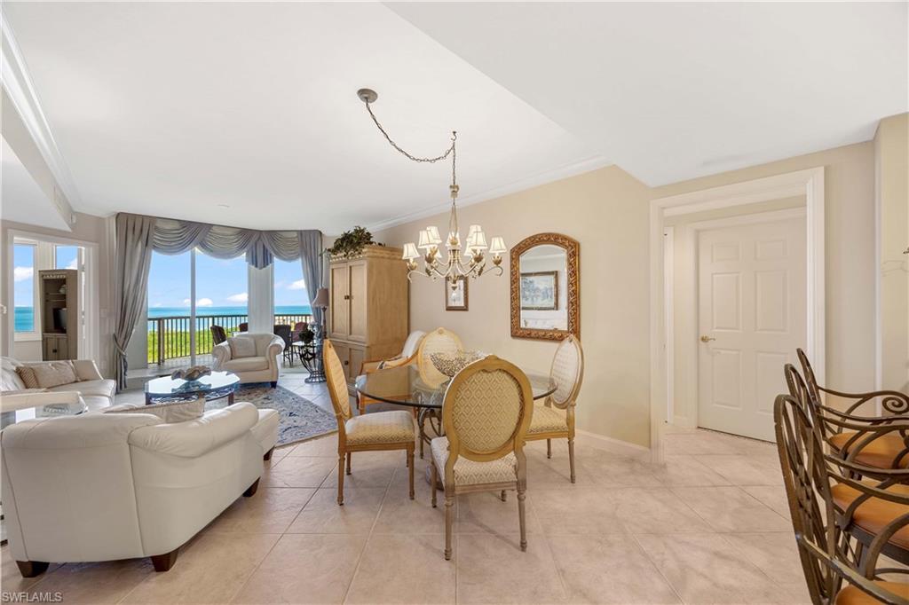 7117 Pelican Bay Blvd 1508 Property Photo 3