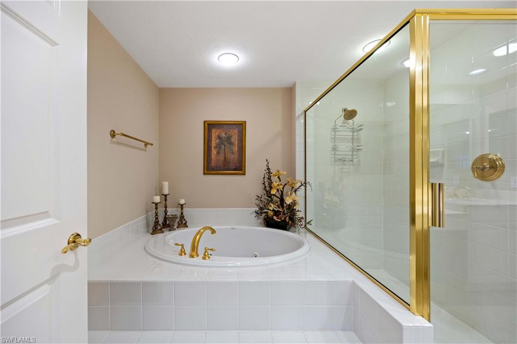 7117 Pelican Bay Blvd 1508 Property Photo 16