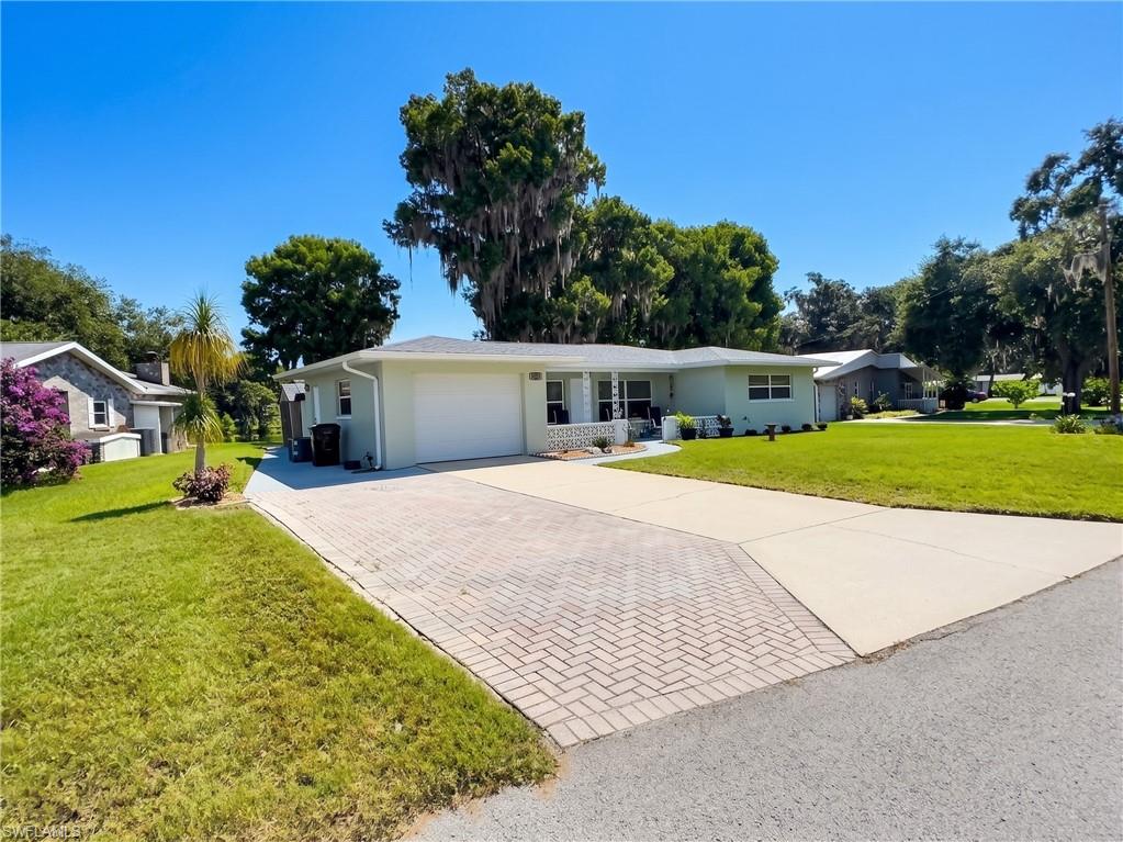 1745 Paradise Pt Property Photo 2
