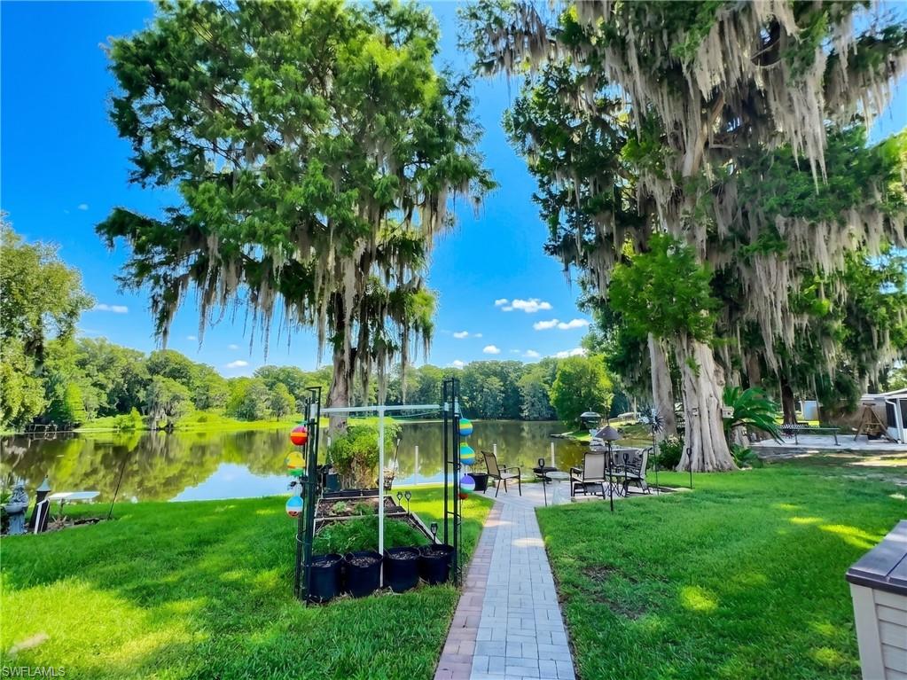 1745 Paradise Pt Property Photo 11