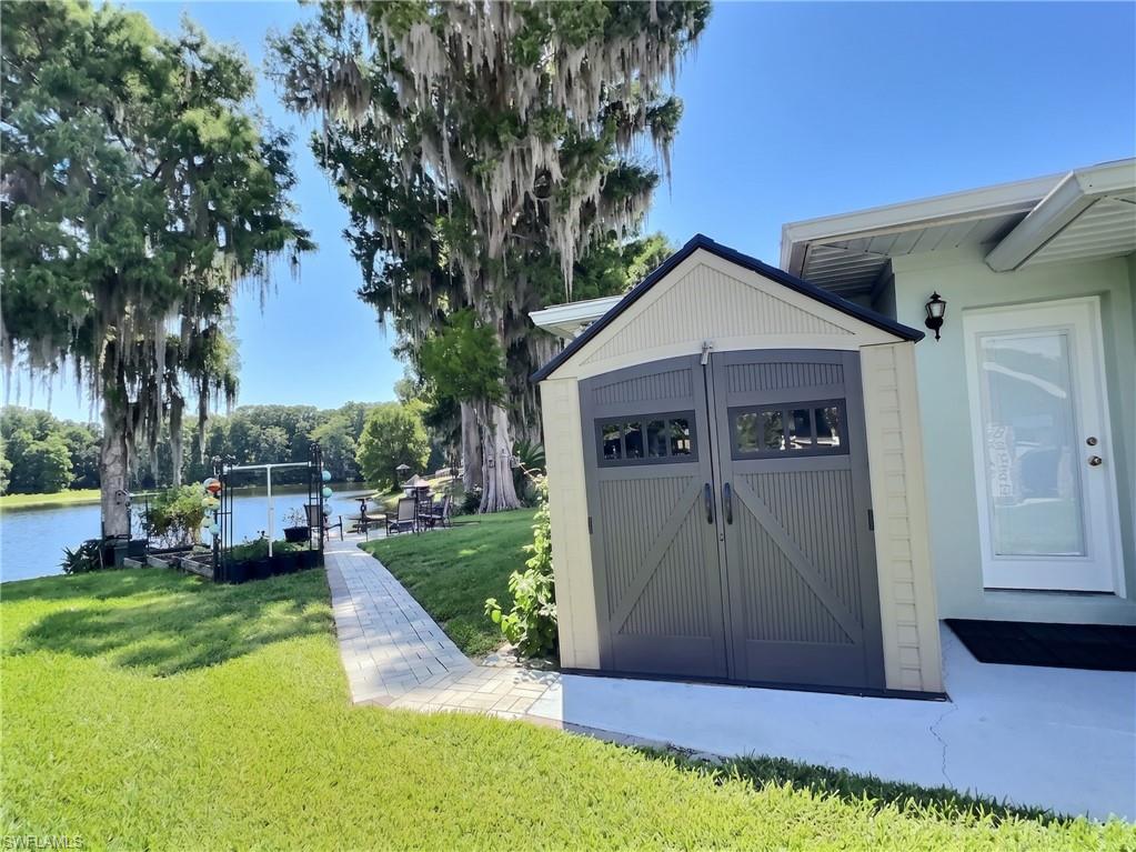 1745 Paradise Pt Property Photo 13