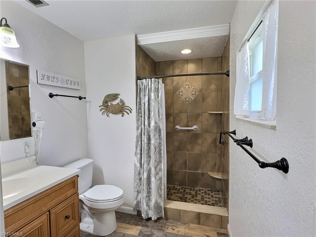 1745 Paradise Pt Property Photo 20