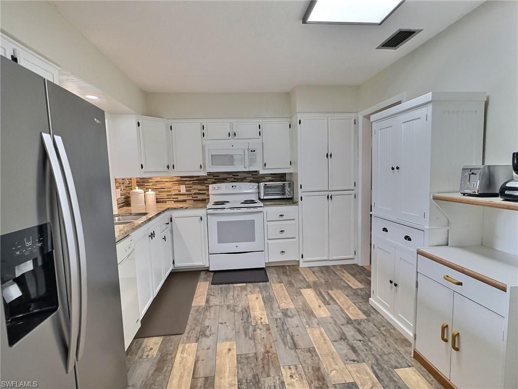 1745 Paradise Pt Property Photo 37