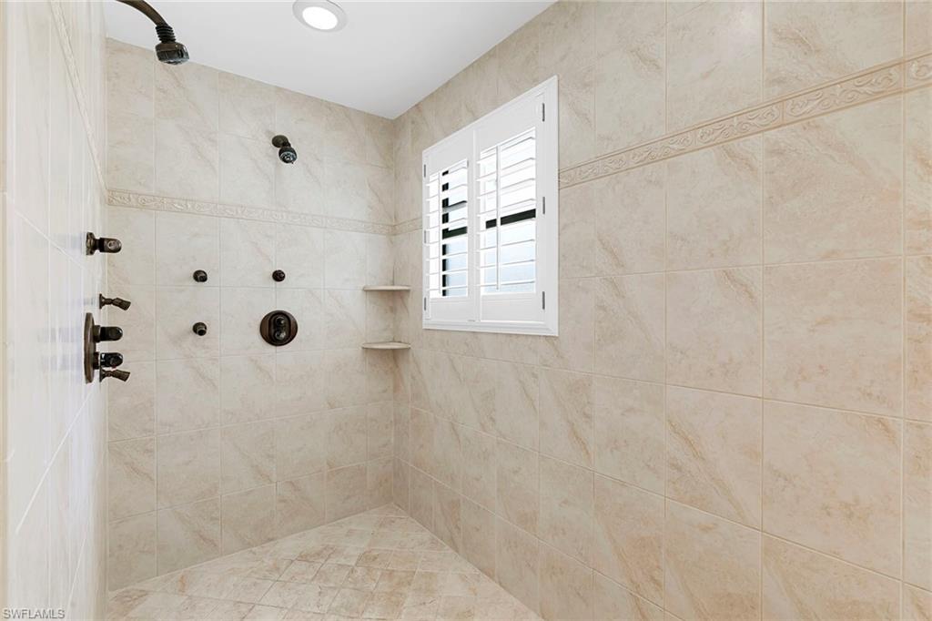 5731 Cypress Hollow Way Property Photo 19