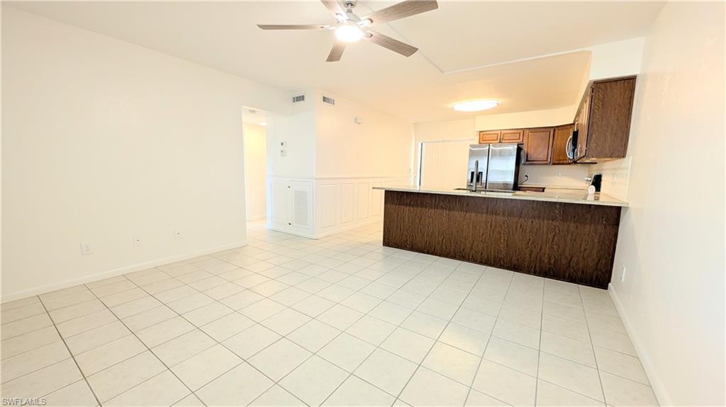 815 Victoria Dr 106 Property Photo 3