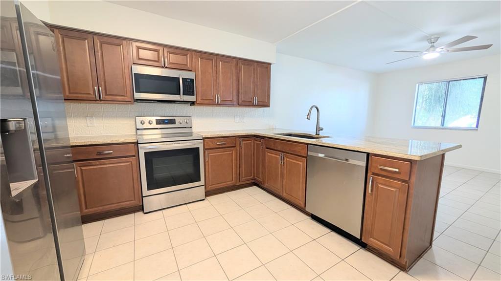 815 Victoria Dr 106 Property Photo 5