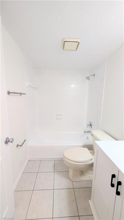 815 Victoria Dr 106 Property Photo 10