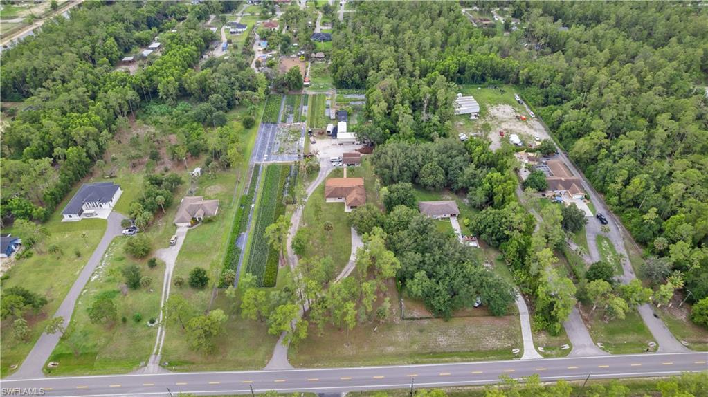 3760 Golden Gate Blvd E Property Photo 3