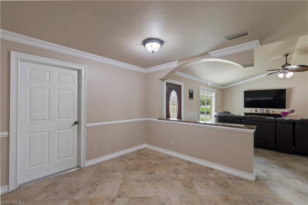3760 Golden Gate Blvd E Property Photo 10