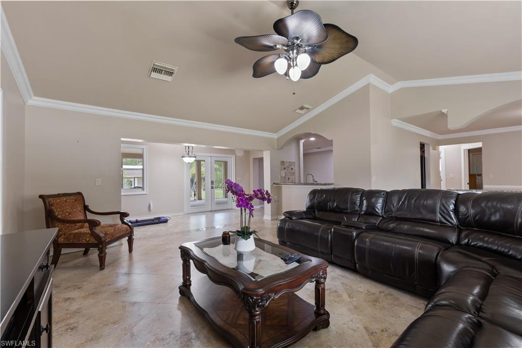 3760 Golden Gate Blvd E Property Photo 13