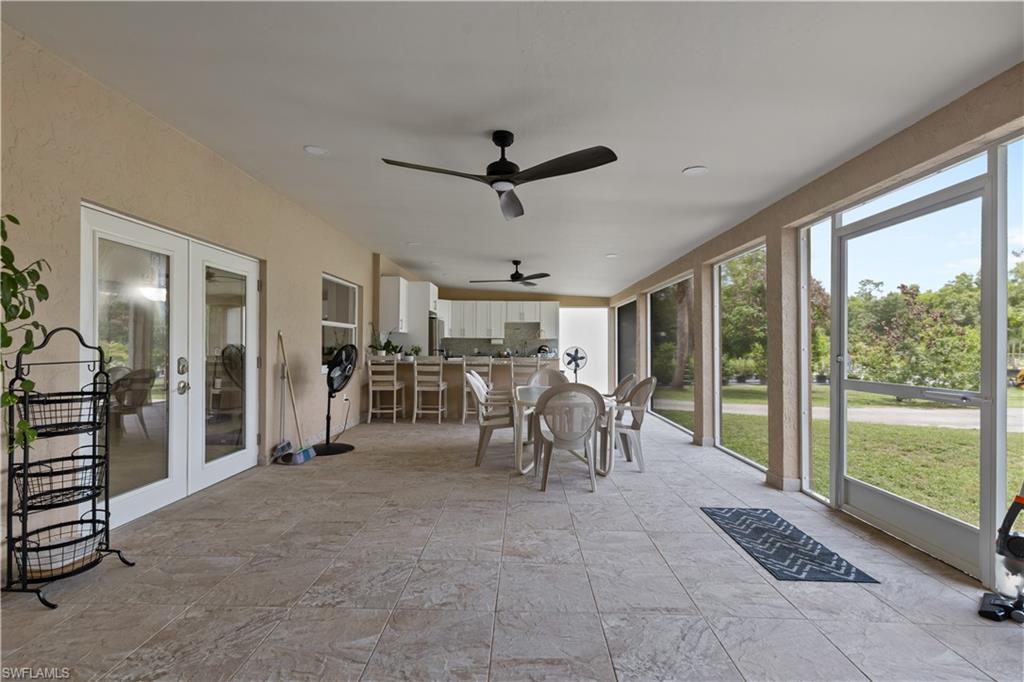 3760 Golden Gate Blvd E Property Photo 24