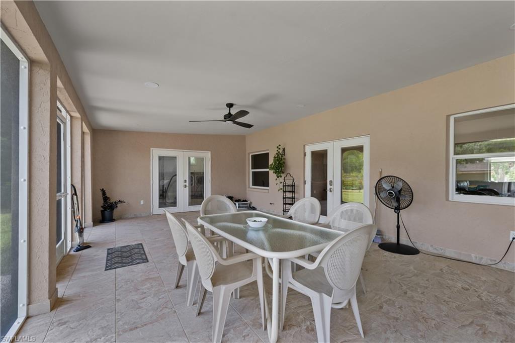 3760 Golden Gate Blvd E Property Photo 25