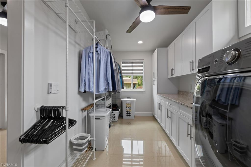3760 Golden Gate Blvd E Property Photo 28