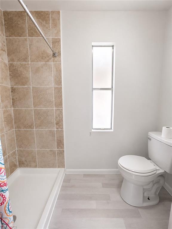 5510 Sir Walter Way Property Photo 4