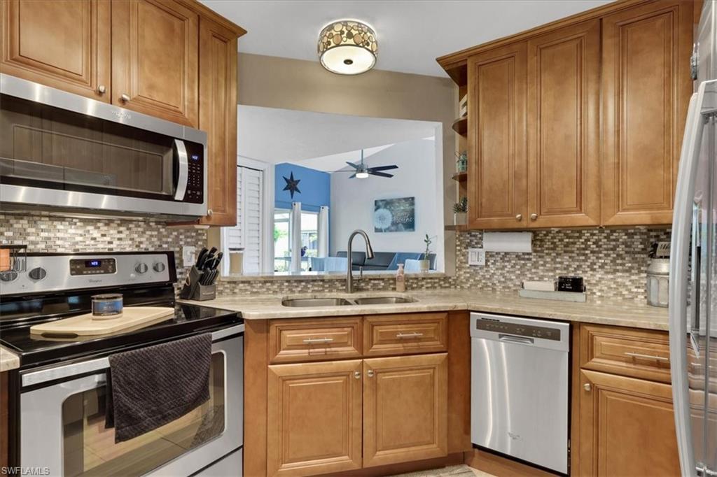 1535 Trafalgar Ln A Property Photo 10