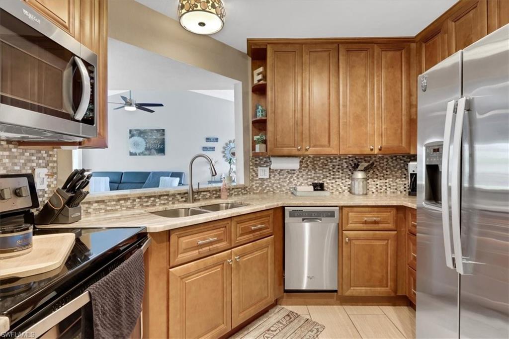 1535 Trafalgar Ln A Property Photo 11
