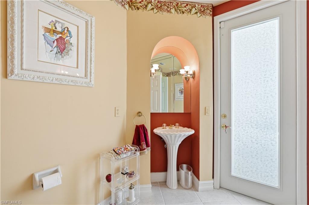 11811 Longshore Way E Property Photo 19