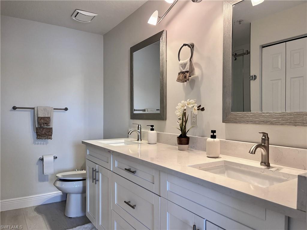 6920 Huntington Lakes Cir 103 Property Photo 6