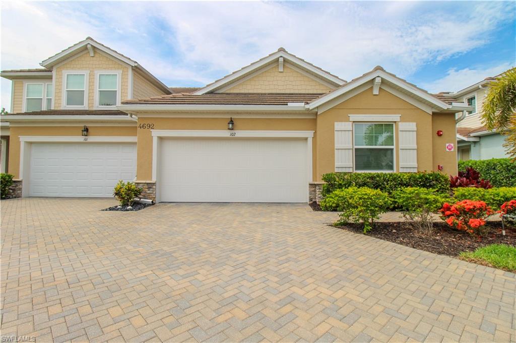 4692 Arboretum Cir 102 Property Photo 2