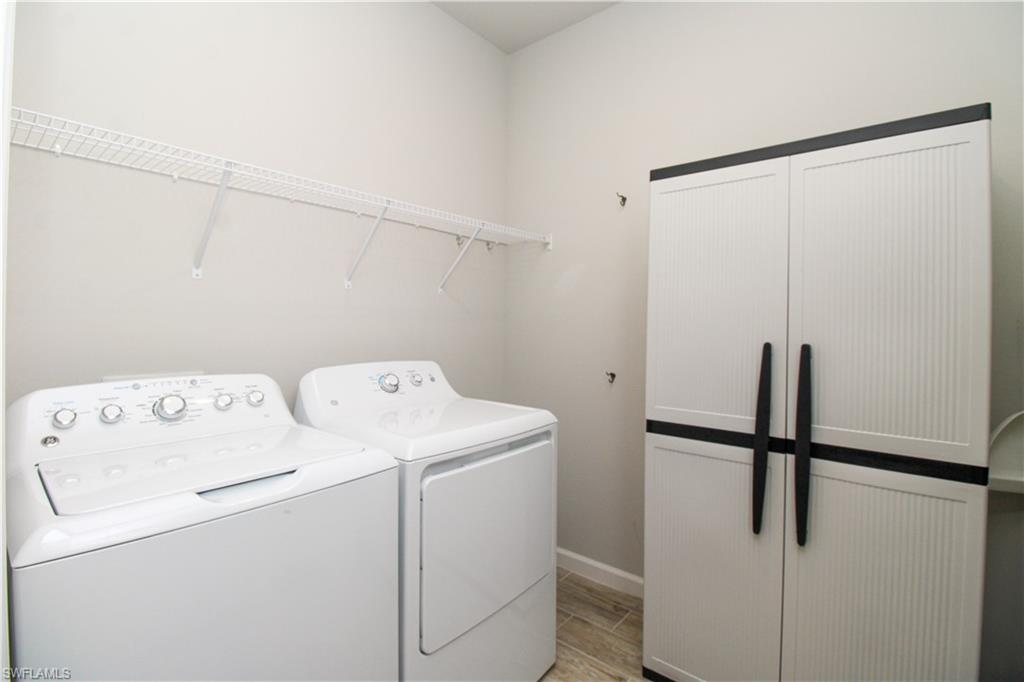 4692 Arboretum Cir 102 Property Photo 16