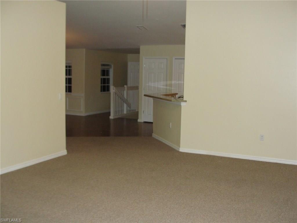 1295 Henley St 1204 Property Photo 11