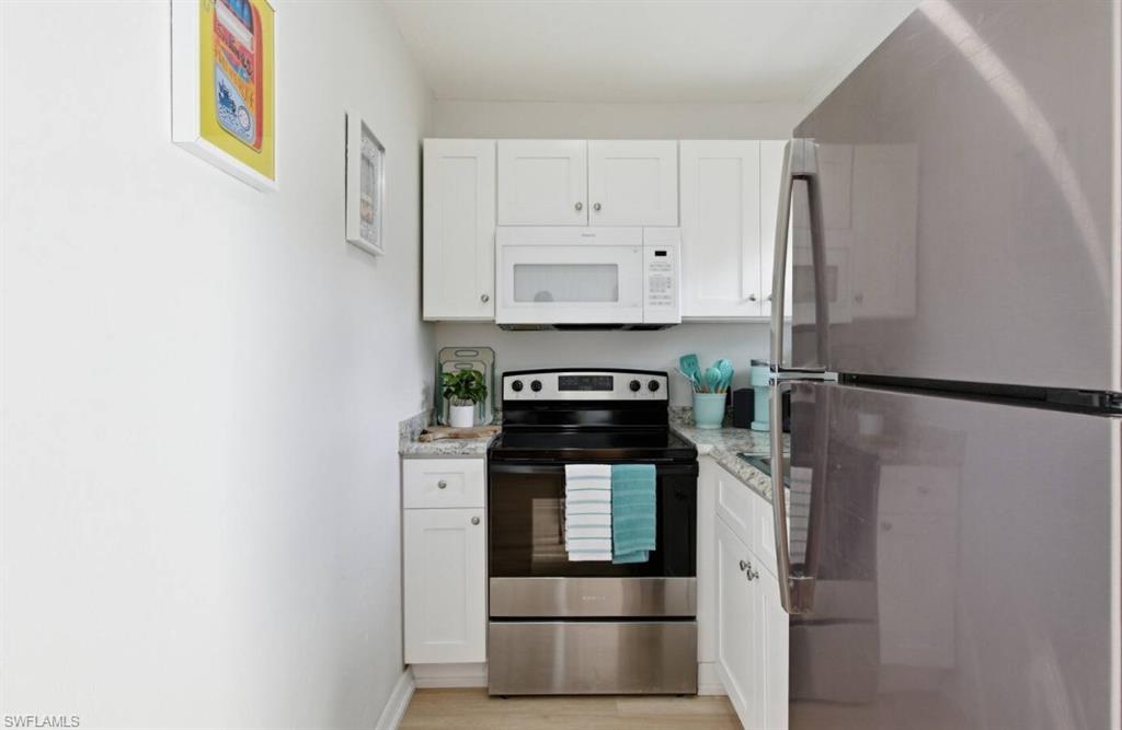 2147 Washington Ave B Property Photo 9