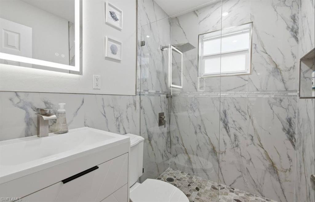2147 Washington Ave B Property Photo 22