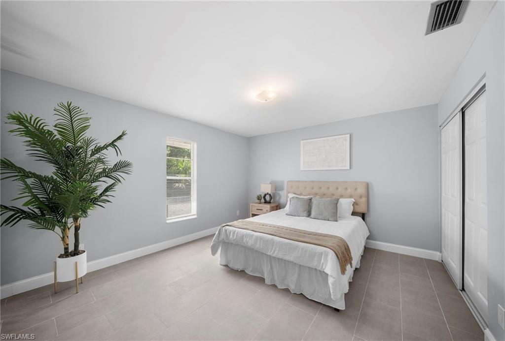 4688 Pembrooke Ln Property Photo 13
