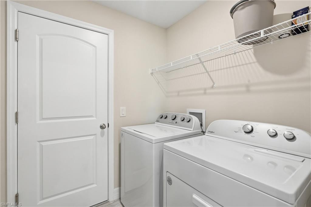 3728 Yucatan Pkwy Property Photo 14