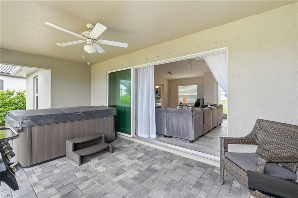 3728 Yucatan Pkwy Property Photo 16