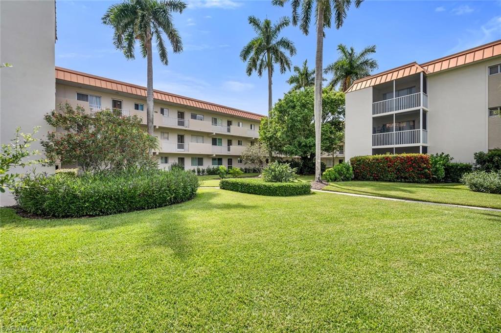 1100 Gulf Shore Blvd N 312 Property Photo 3