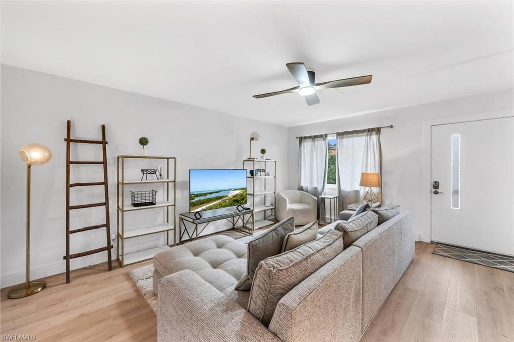 1100 Gulf Shore Blvd N 312 Property Photo 6
