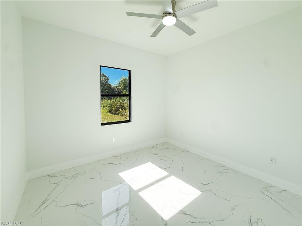 2905 3rd St W Property Photo 21