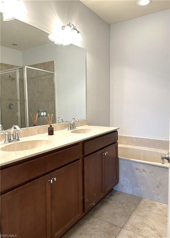 7784 Bristol Cir Property Photo 20