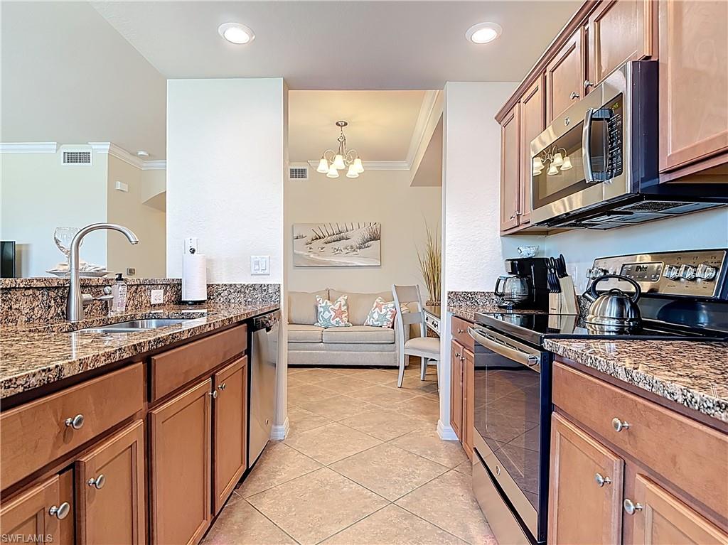 9830 Giaveno Cir 1637 Property Photo 5