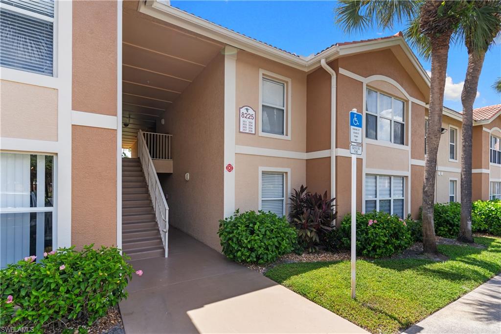 8225 Ibis Club Dr 204 Property Photo 1