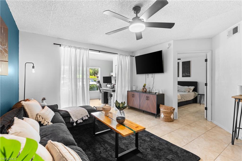8225 Ibis Club Dr 204 Property Photo 4